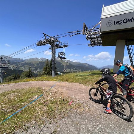Chalet Aventure B&B Les Gets Exteriör bild