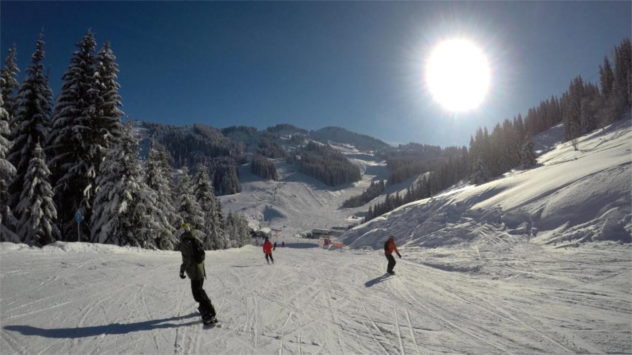 Chalet Aventure B&B Les Gets Exteriör bild